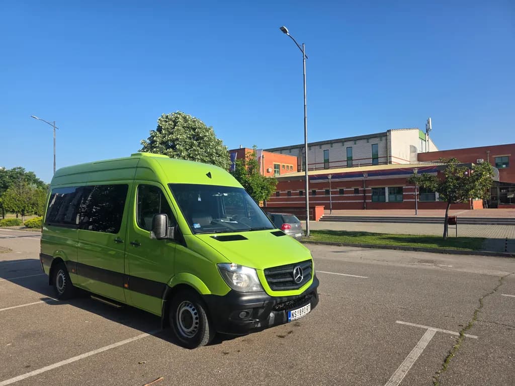 Mercedes Sprinter NS 890-RT